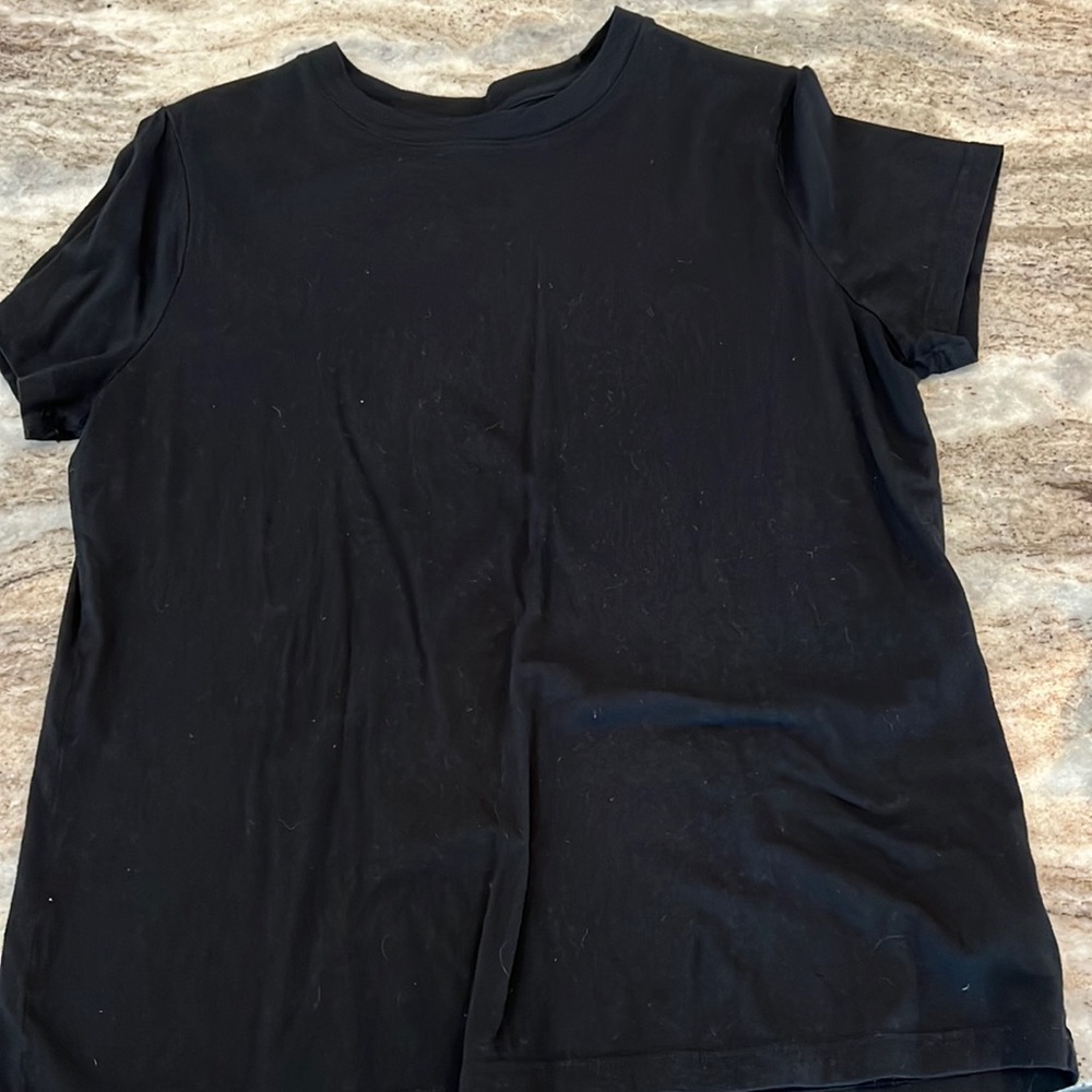 Women’s large a new day black tee shirt